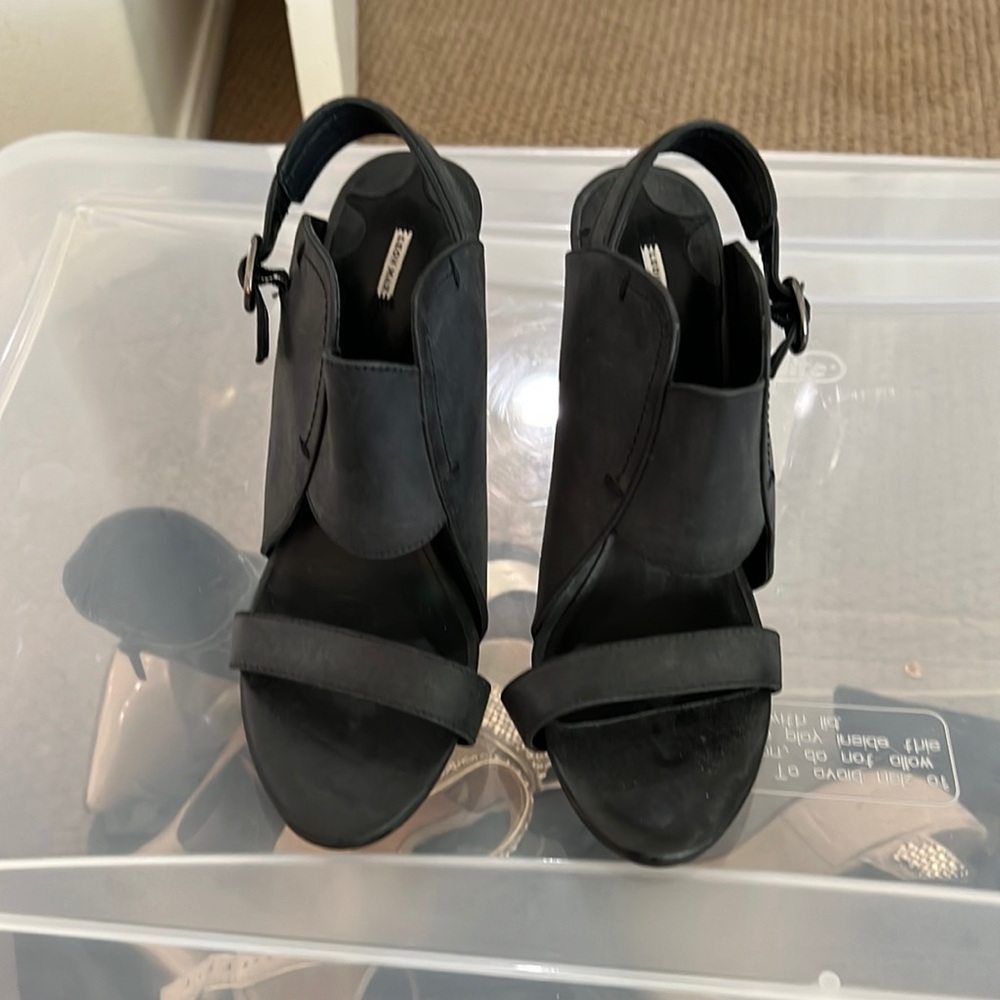 Leon Max never worn shoes size 7.5